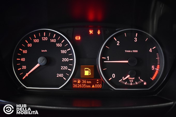 BMW 116d 2.0 116CV cat 5 porte Attiva DPF